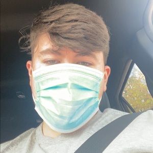 Meet your Posher, Ethan